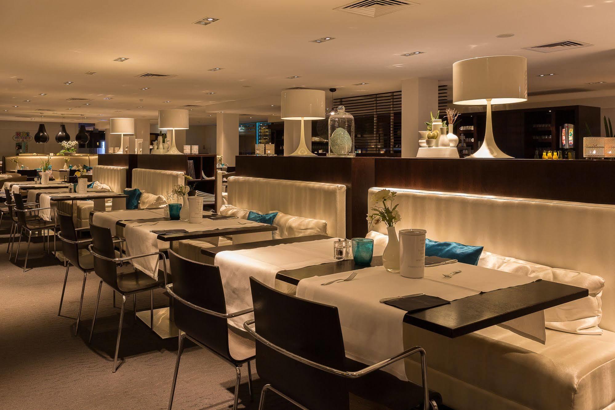 Der Valk Hotel 4*